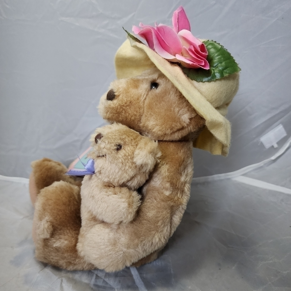 NWT Vintage Hallmark Bearnadette Cuddlesworth & Baby Fuzzmore Plush Stuffed New - Picture 3 of 12